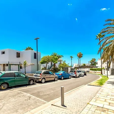 Daire Two Bedrooms With Amazing Pool In