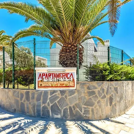 Daire Two Bedrooms With Amazing Pool In Playa de las Américas